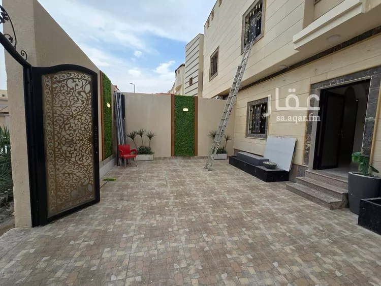 فيلا للبيع في شارع سعيد بن مقرن, حي ضاحية الملك فهد, مدينة الدمام, المنطقة الشرقية
