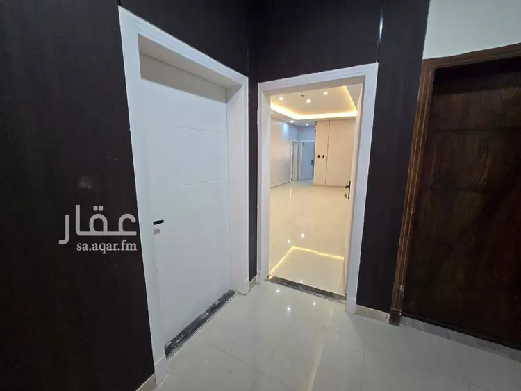 شقة للبيع في شارع سهيل بن رافع, حي ضاحية الملك فهد, مدينة الدمام, المنطقة الشرقية صورة 5