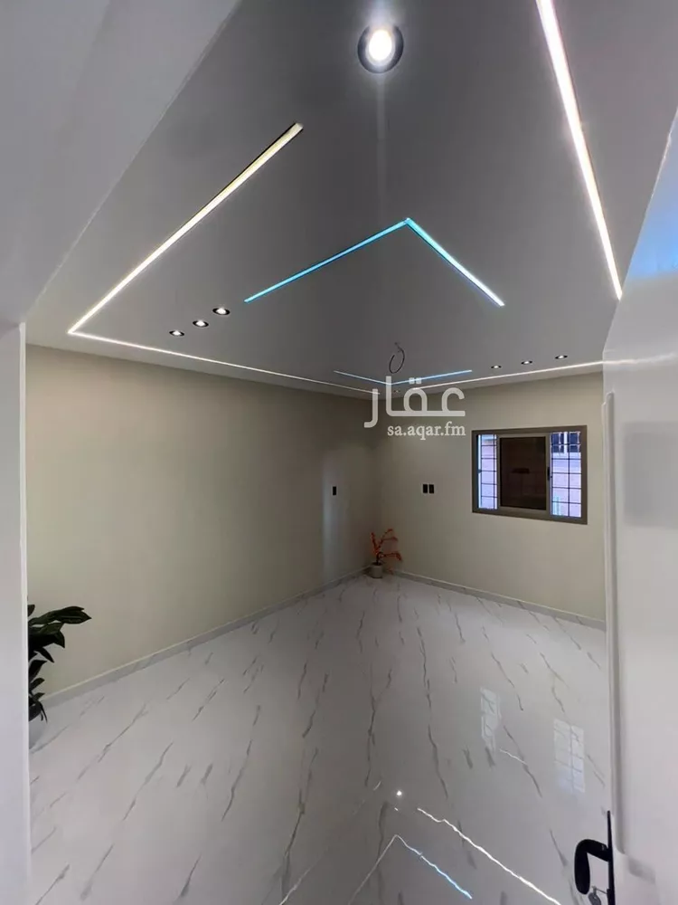 Apartment for Sale in Dammam King Fahd 20