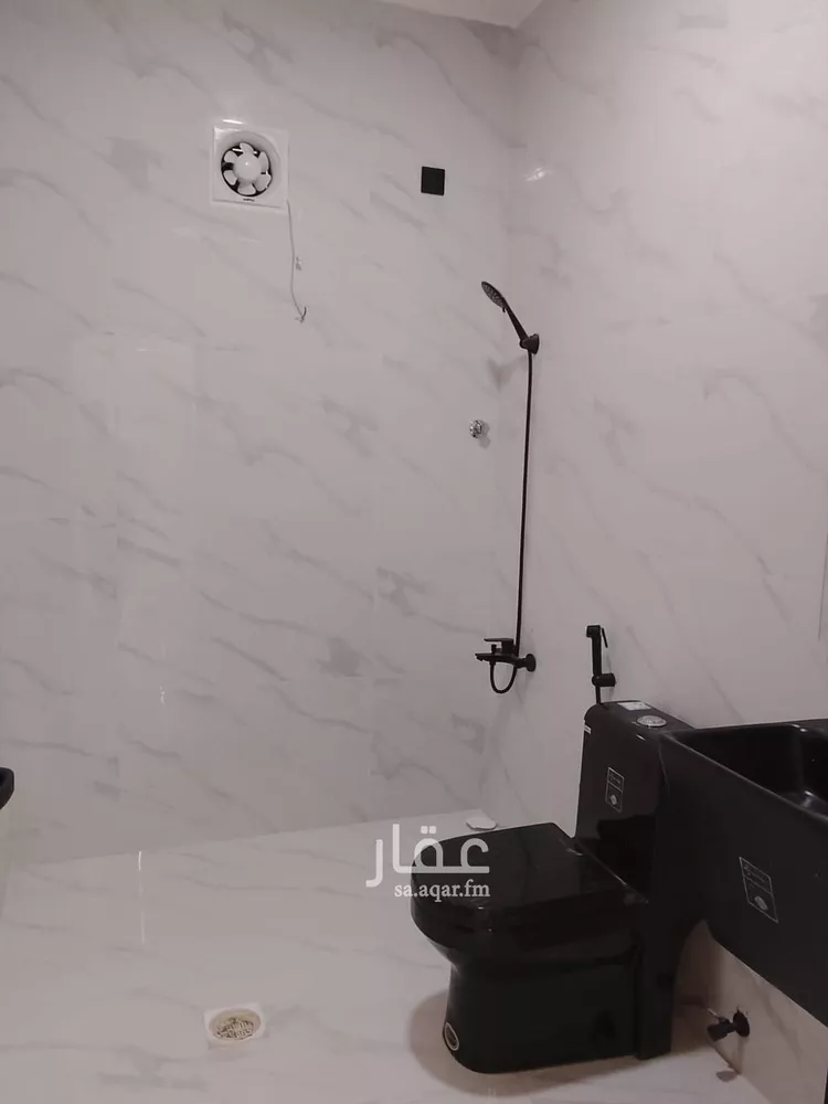 شقة للبيع في شارع 22ب, حي بدر, مدينة الدمام, المنطقة الشرقية 9