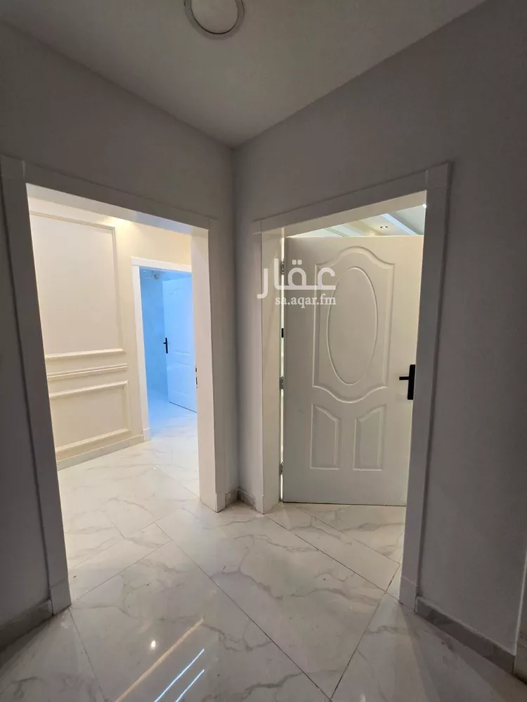 شقة للبيع في شارع اليسر, حي الشعلة, مدينة الدمام, المنطقة الشرقية