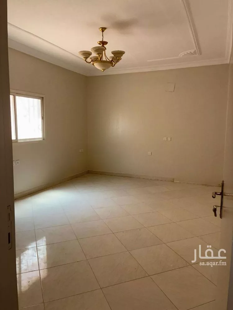 فيلا للإيجار في شارع شهيد الدين ثم الوطن فرحان حمود الشمري, حي الشهداء, مدينة الرياض, منطقة الرياض صورة 3