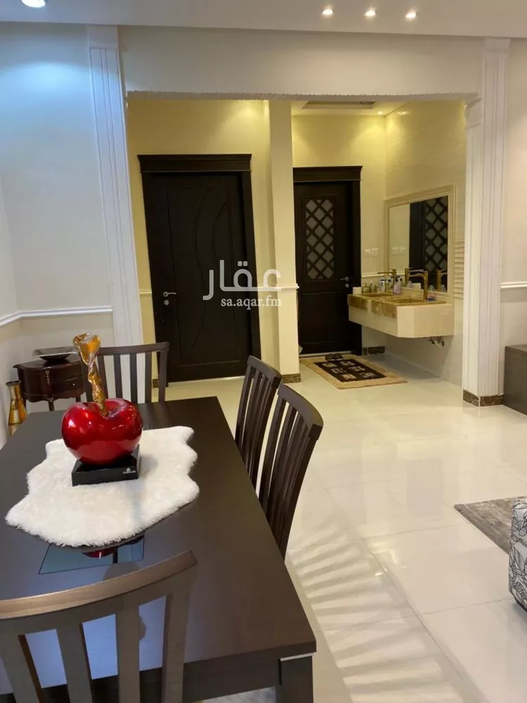 فيلا للبيع في شارع إبراهيم بن موسى الفيومي, حي الرمال, مدينة الرياض, منطقة الرياض صورة 2