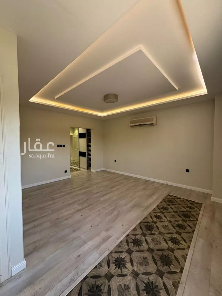 فيلا للإيجار في شارع القصار, حي إشبيلية, مدينة الرياض, منطقة الرياض صورة 3