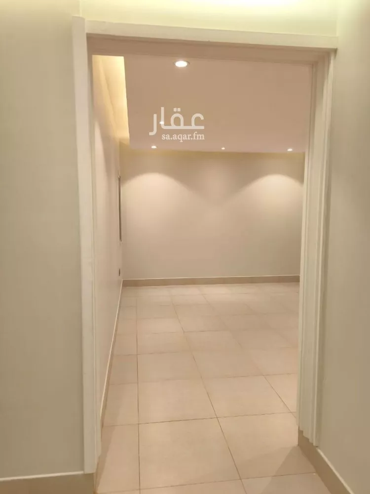 شقة للإيجار في شارع الشيخ عبدالله بن جبرين, حي القيروان, مدينة الرياض, منطقة الرياض صورة 3