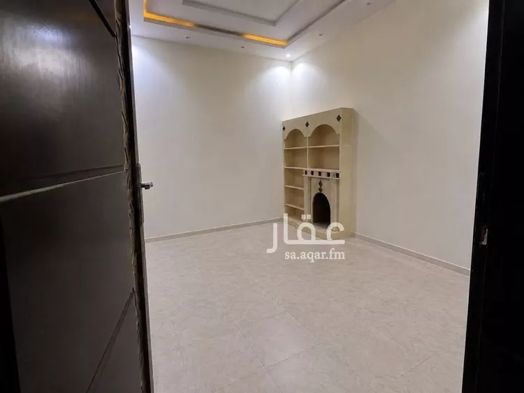 فيلا للبيع في شارع جبل المشايخ, حي القادسية, مدينة الرياض, منطقة الرياض 6