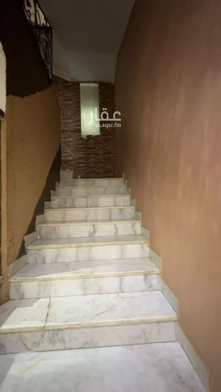 فيلا للبيع في شارع الجريره, حي الدار البيضاء, مدينة الرياض, منطقة الرياض صورة 3