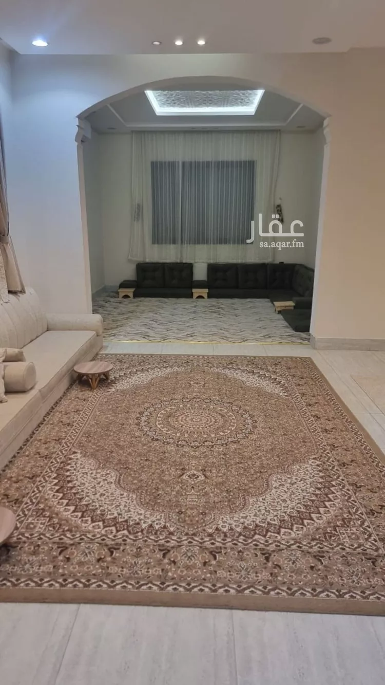 فيلا للإيجار في شارع أحمد بن السيد الرفاعي, حي عكاظ, مدينة الرياض, منطقة الرياض