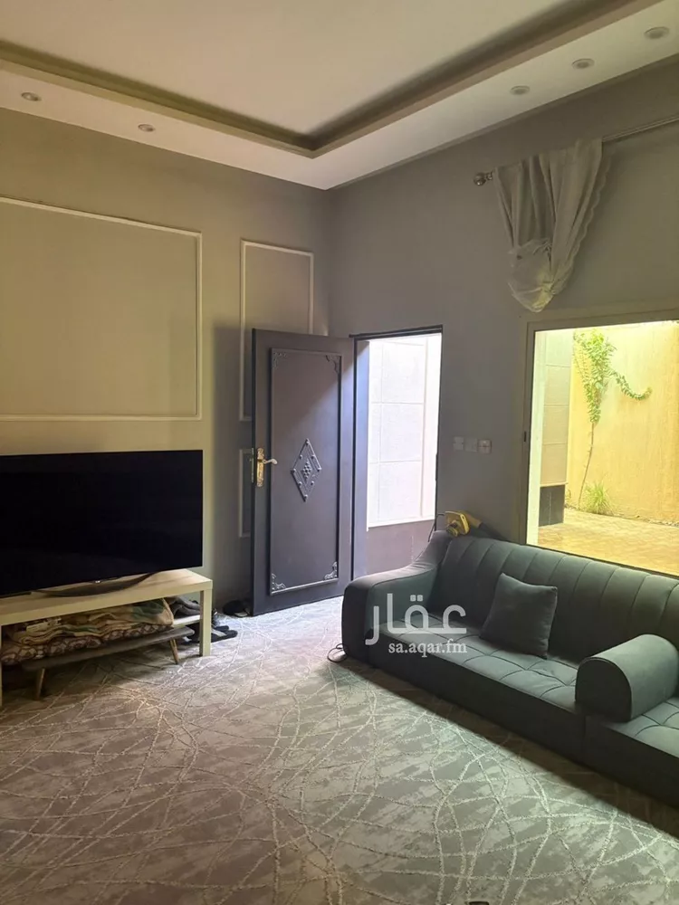 فيلا للبيع في شارع الشهارين, حي اليرموك, مدينة الرياض, منطقة الرياض صورة 2