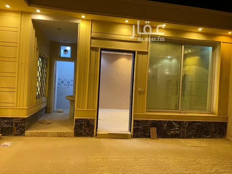 فيلا للإيجار في شارع أحمد بن السيد الرفاعي, حي عكاظ, مدينة الرياض, منطقة الرياض صورة 2