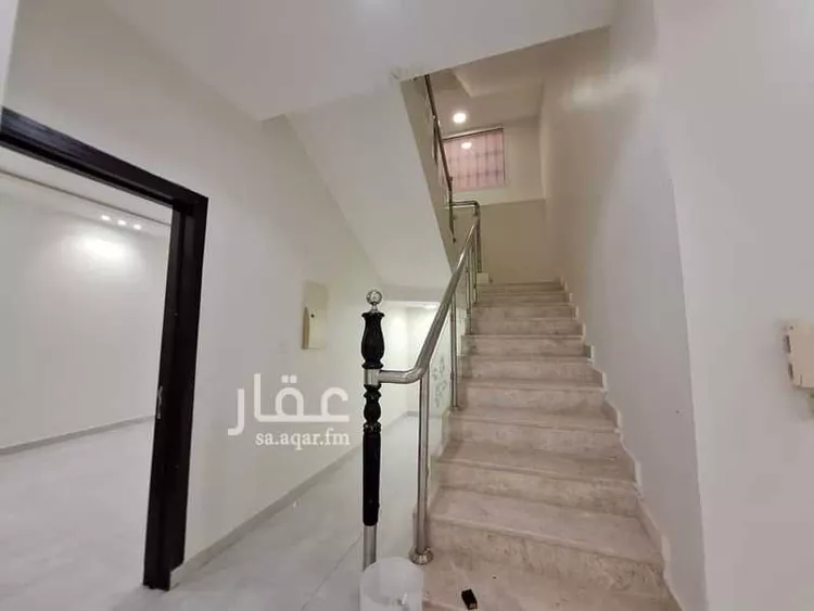 فيلا للإيجار في شارع خارجة بن سعيد, حي الرمال, مدينة الرياض, منطقة الرياض صورة 3