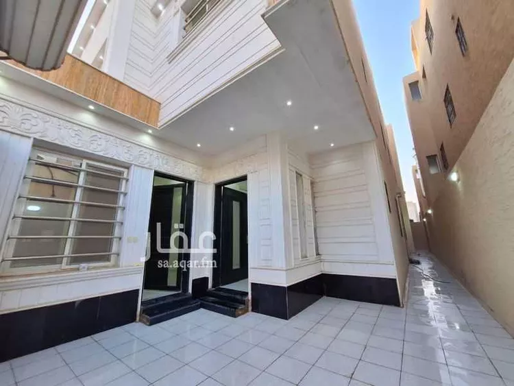 فيلا للإيجار في شارع خارجة بن سعيد, حي الرمال, مدينة الرياض, منطقة الرياض 1 صورة