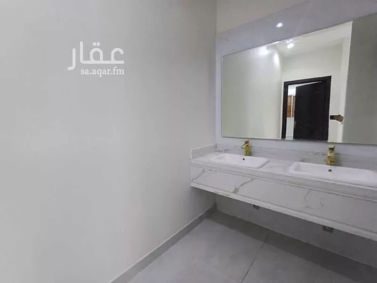 فيلا للإيجار في شارع خارجة بن سعيد, حي الرمال, مدينة الرياض, منطقة الرياض صورة 5