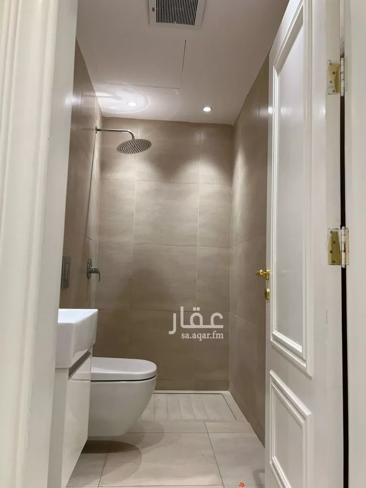 شقة للإيجار في شارع محمد بن عبدالعزيز الدغيثر, حي الملقا, مدينة الرياض, منطقة الرياض