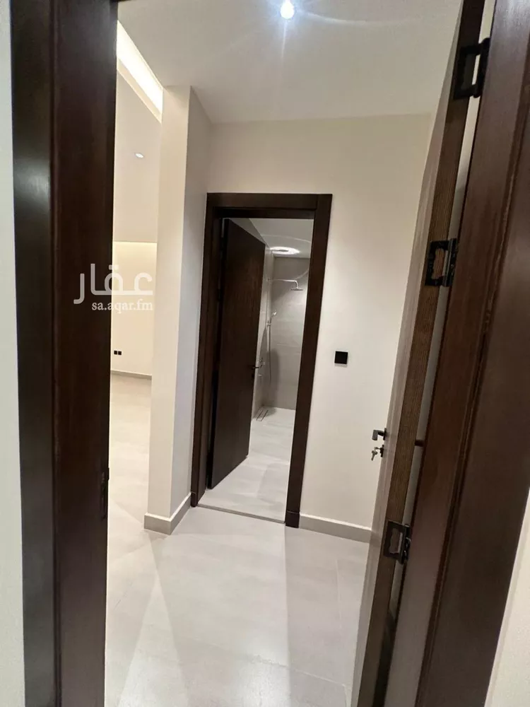 شقة للإيجار في شارع الشيخ عبدالله بن جبرين, حي القيروان, مدينة الرياض, منطقة الرياض صورة 3