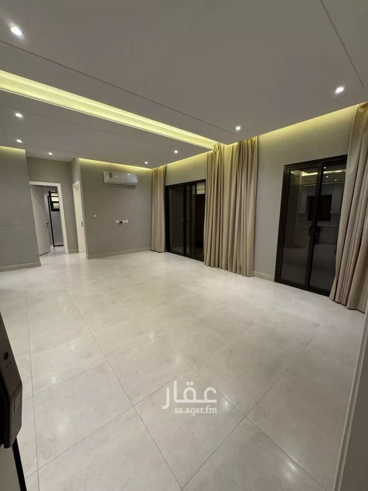 شقة للبيع في شارع علي بن احمد العمري, حي العارض, مدينة الرياض, منطقة الرياض 1 صورة