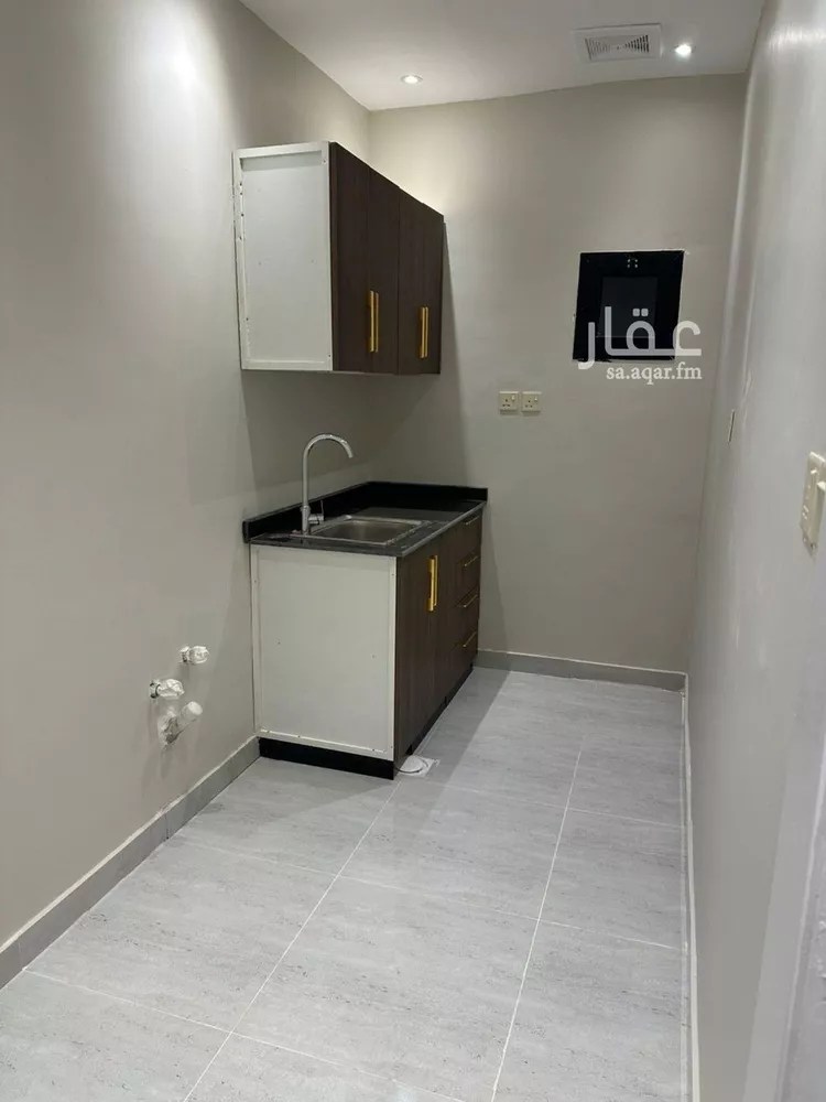 شقة للإيجار في شارع المقاماتي, حي الحمراء, مدينة الرياض, منطقة الرياض صورة 5