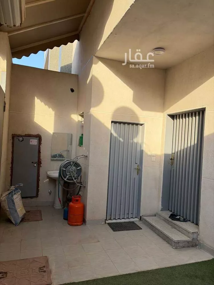 دور للبيع في شارع وادي التسرير ، حي بدر ، الرياض ، منطقة الرياض صورة 2