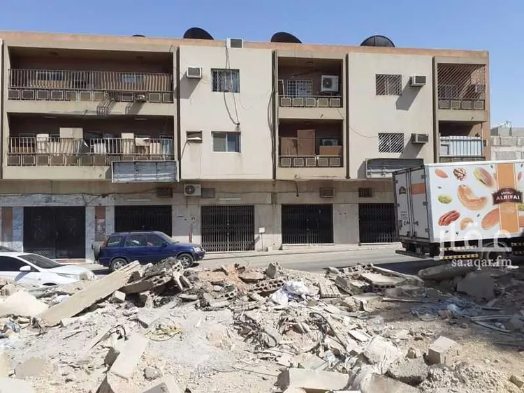 عمارة للبيع في شارع اسد بن الفرات, حي العمل, مدينة الرياض, منطقة الرياض صورة 2