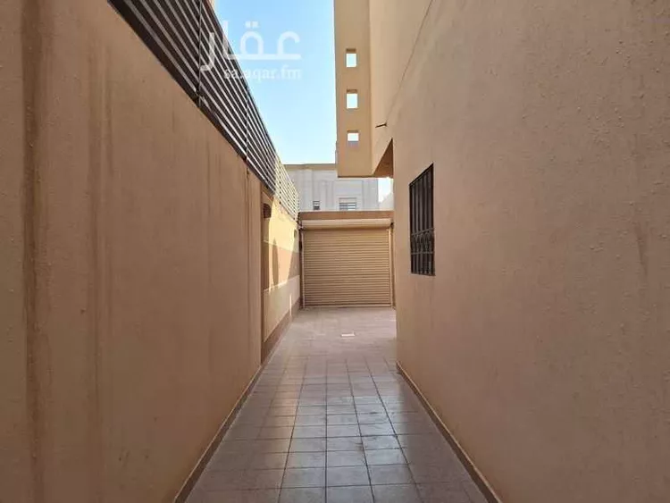 فيلا للبيع في شارع احمد الطيبي, حي بدر, مدينة الرياض, منطقة الرياض صورة 5