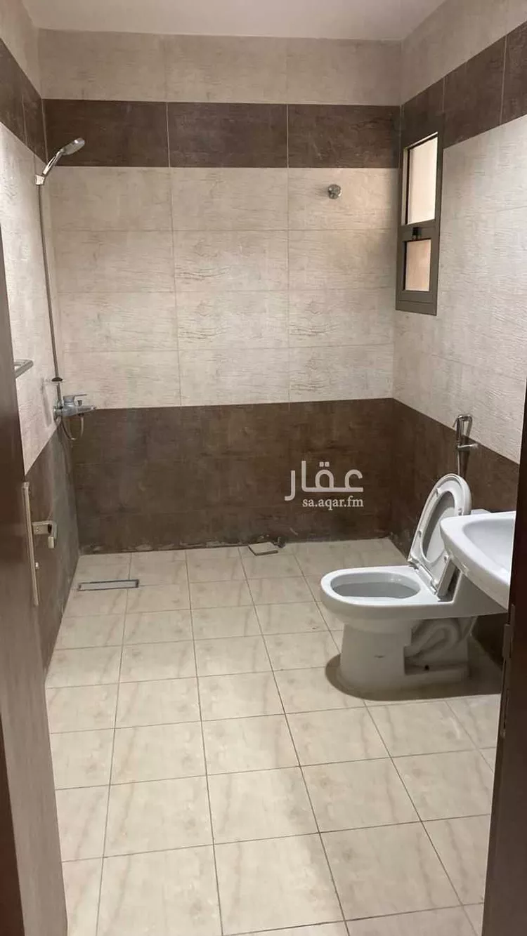 شقة للإيجار في شارع الدائري الجنوبي الفرعي, حي العزيزية, مدينة الرياض, منطقة الرياض