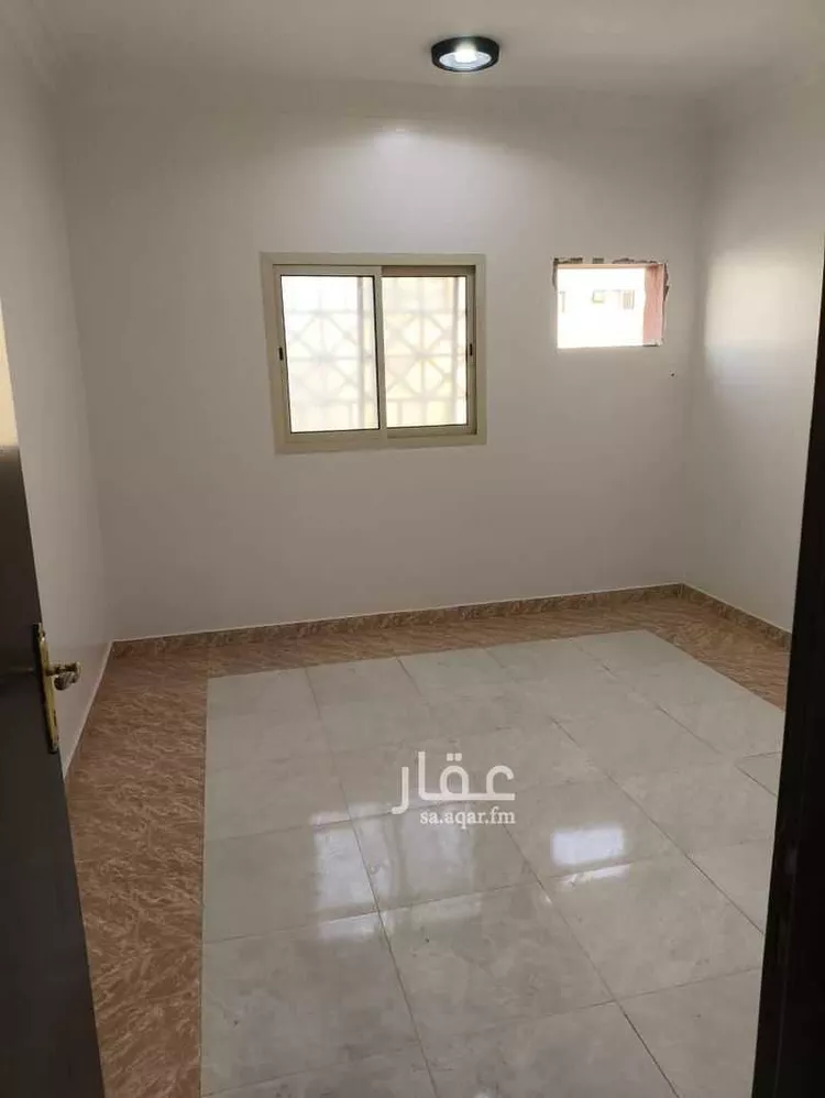 شقة للإيجار في شارع أبي عبدالله الزواوي, حي العزيزية, مدينة الرياض, منطقة الرياض 8