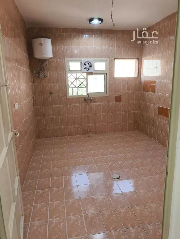 شقة للإيجار في شارع أبي عبدالله الزواوي, حي العزيزية, مدينة الرياض, منطقة الرياض صورة 3