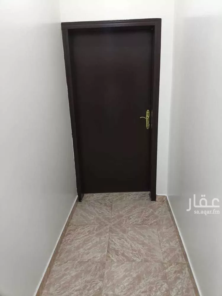 شقة للإيجار في شارع أبي عبدالله الزواوي, حي العزيزية, مدينة الرياض, منطقة الرياض 6