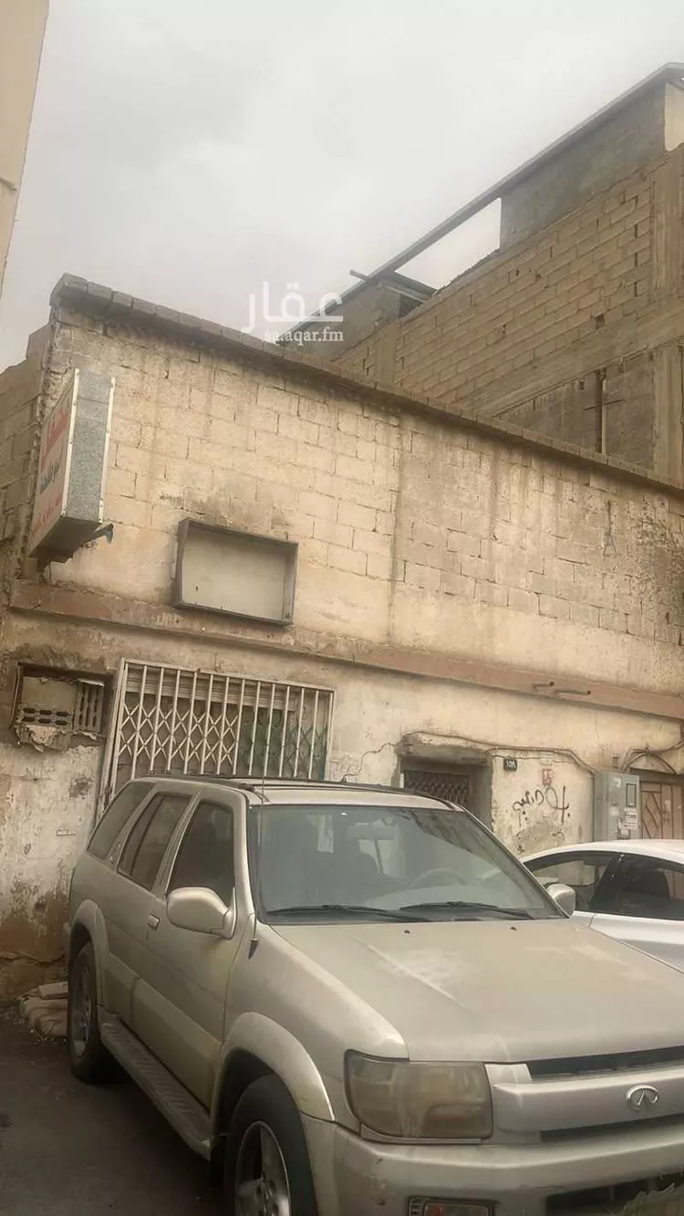 عمارة للبيع في شارع ابن كريز, حي غبيرا, مدينة الرياض, منطقة الرياض 1 صورة