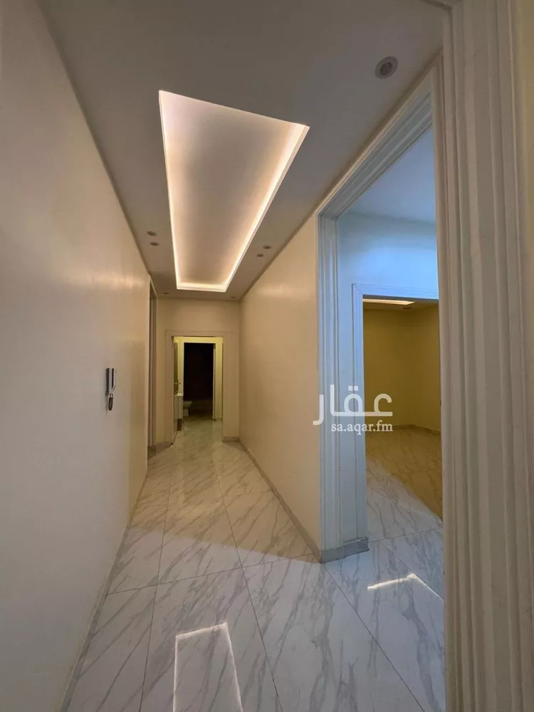 فيلا للإيجار في شارع أحمد بن أصبغ, حي الرمال, مدينة الرياض, منطقة الرياض صورة 5