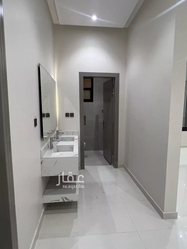 Floor for Sale in Riyadh Ash Sharq 12