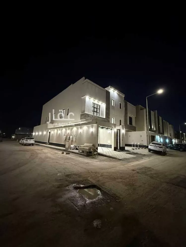 Floor for Sale in Riyadh Al Janadriyah