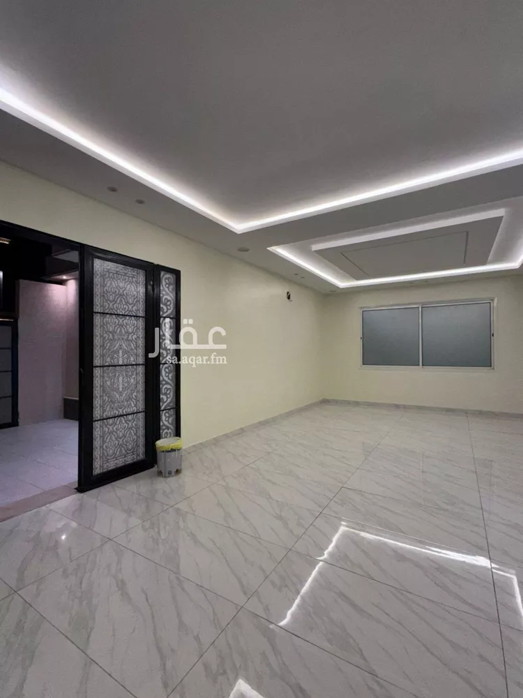 فيلا للإيجار في شارع أحمد بن أصبغ, حي الرمال, مدينة الرياض, منطقة الرياض صورة 3