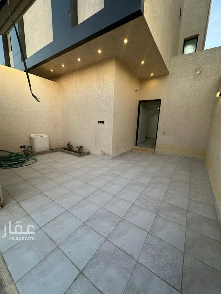 فيلا للبيع في شارع الرمال, حي الرمال, مدينة الرياض, منطقة الرياض صورة 2
