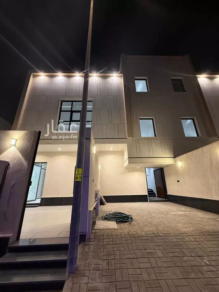 دور للبيع في شارع رقم 183, حي المونسية, مدينة الرياض, منطقة الرياض