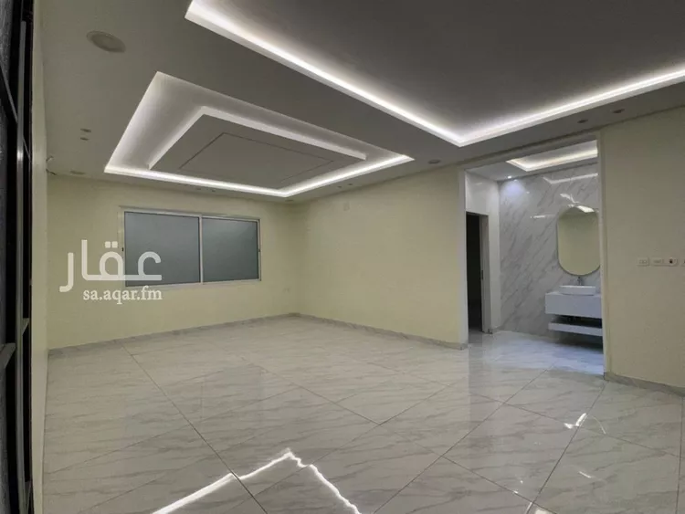 فيلا للإيجار في شارع أحمد بن أصبغ, حي الرمال, مدينة الرياض, منطقة الرياض صورة 4