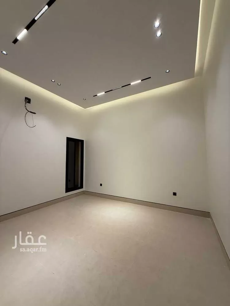 دور للبيع في شارع المنذر بن صخر, حي الملك فيصل, مدينة الرياض, منطقة الرياض 8