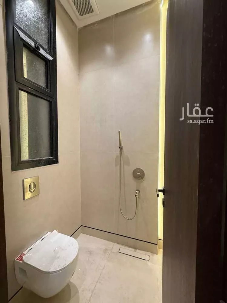 دور للبيع في شارع المنذر بن صخر, حي الملك فيصل, مدينة الرياض, منطقة الرياض 10
