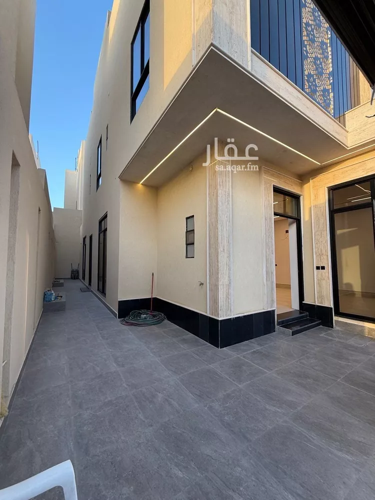 فيلا للبيع في شارع محمد أبي ياسر, حي البيان, مدينة الرياض, منطقة الرياض صورة 2