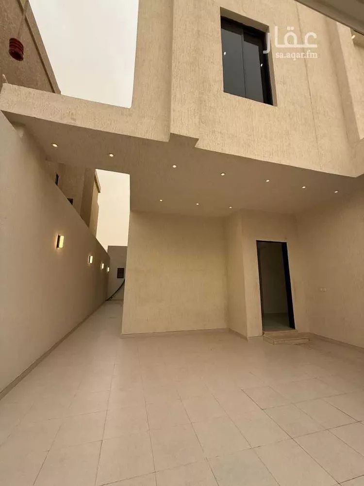 دور للبيع في شارع إبراهيم التيمي, حي البيان, مدينة الرياض, منطقة الرياض صورة 3