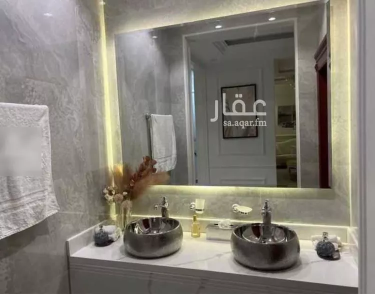 فيلا للبيع في شارع سوق بني زيد, حي سلطانة, مدينة أبها, منطقة عسير صورة 2