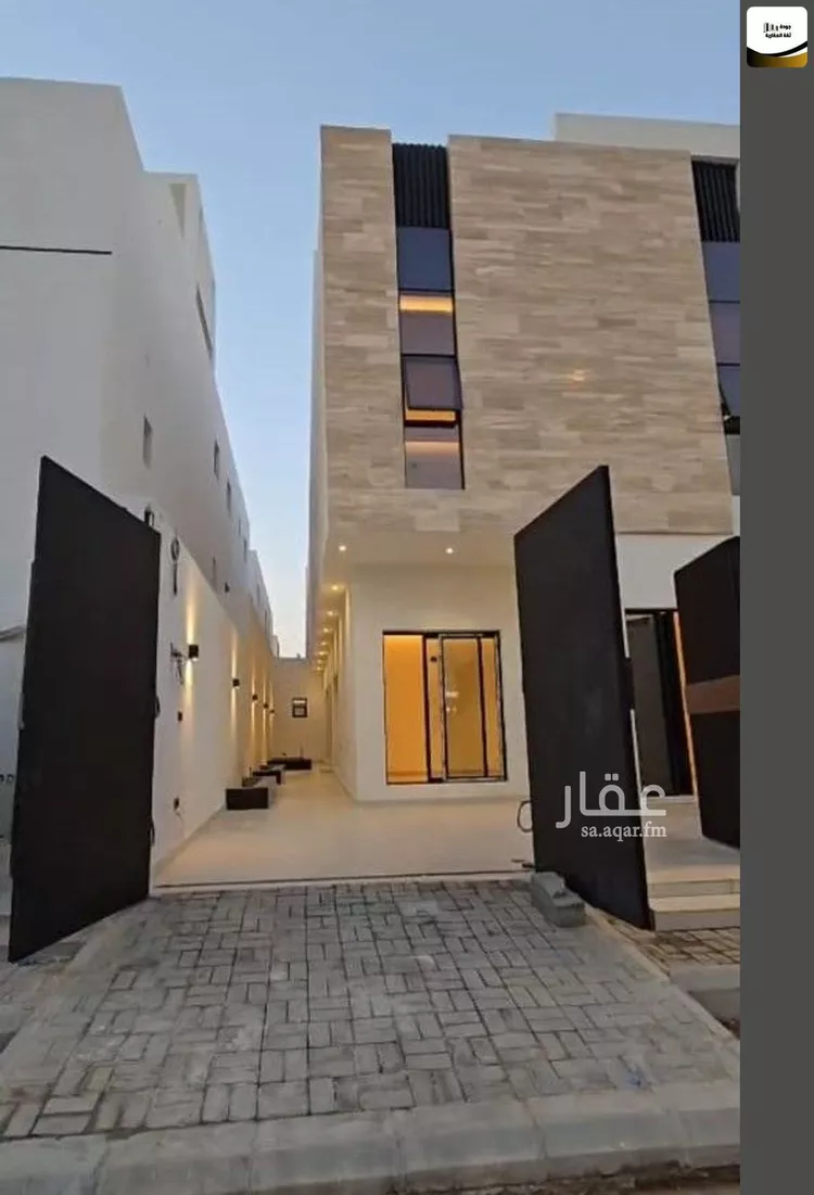 Floor for Rent in Riyadh Al Janadriyah 1 صورة