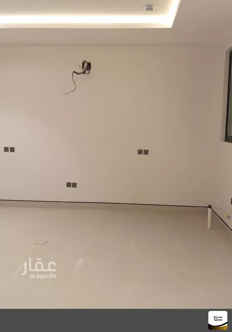 فيلا للبيع في شارع أبي الحسين علي الجرجاني, حي الرمال, مدينة الرياض, منطقة الرياض 7