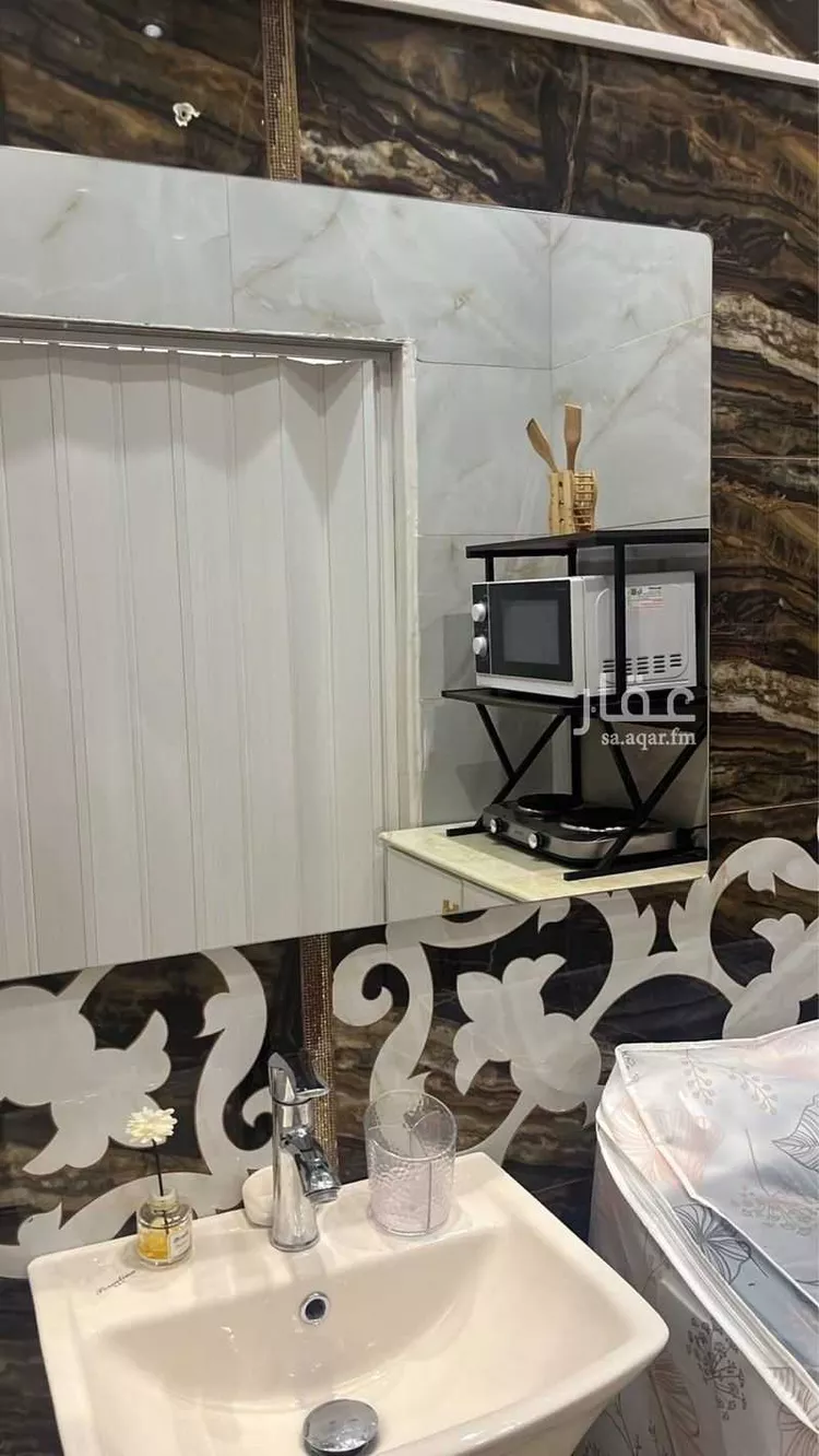 Furnished Studio for Booking in Medina King Fahd 6