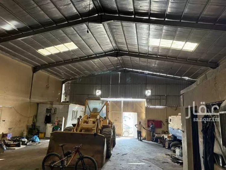 Warehouse for Rent in Riyadh Khashm Al An صورة 2