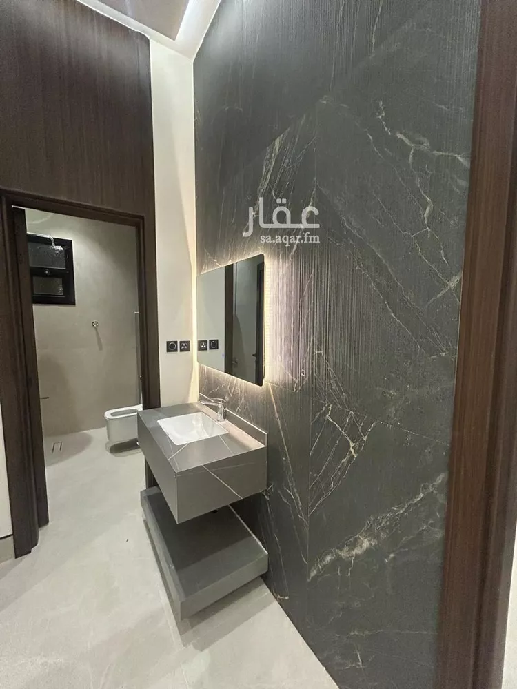فيلا للبيع في شارع طريق الامير محمد بن سلمان بن عبدالعزيز, حي المونسية, مدينة الرياض, منطقة الرياض 12