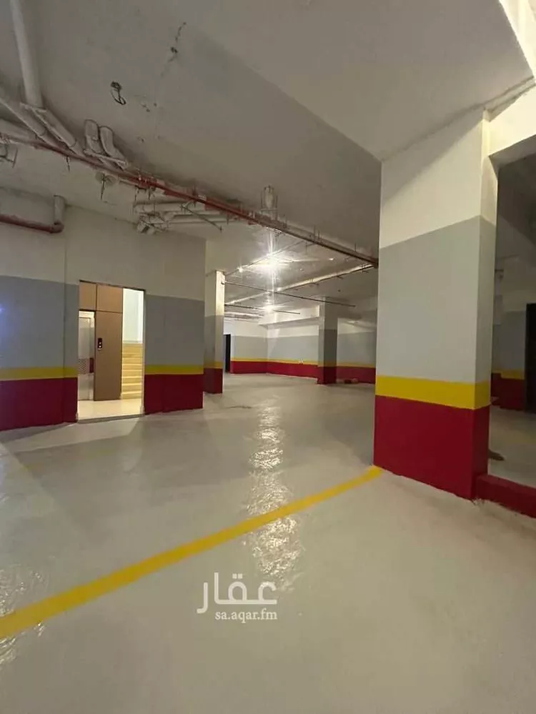 عمارة للبيع في شارع المتنبي, حي المعيزيلة, مدينة الرياض, منطقة الرياض 7
