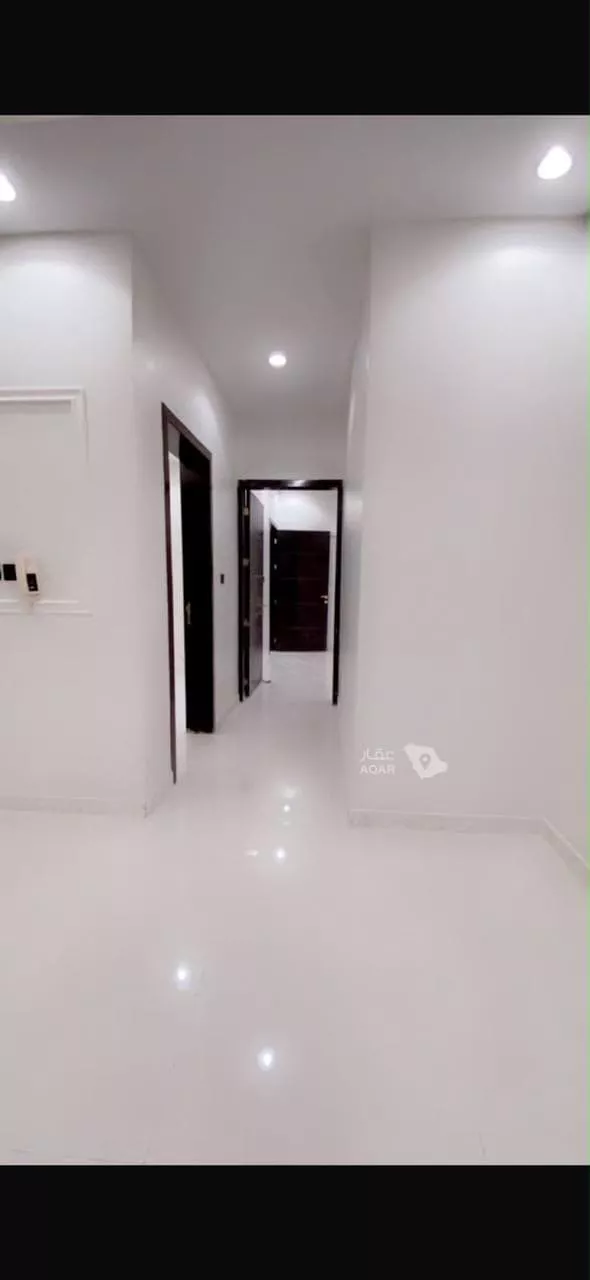 Floor for Rent in Riyadh Ar Rimal 3