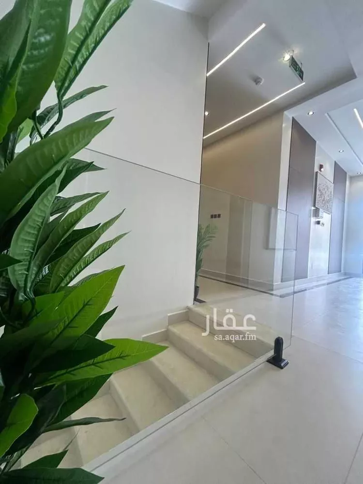عمارة للبيع في شارع المتنبي, حي المعيزيلة, مدينة الرياض, منطقة الرياض 11
