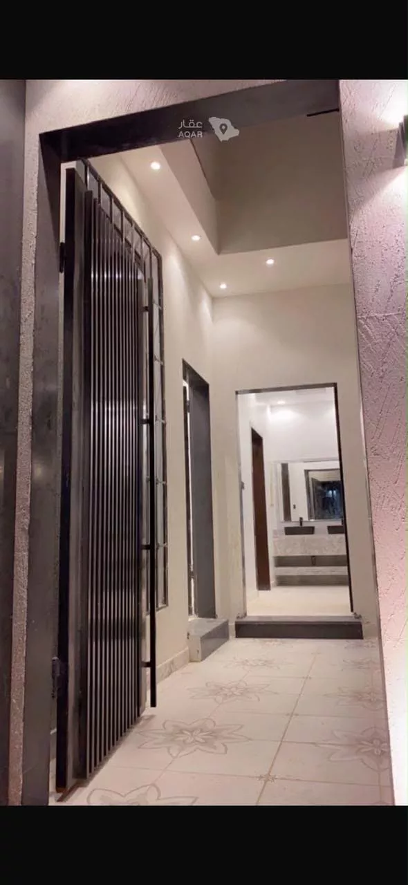 Floor for Rent in Riyadh Ar Rimal 2